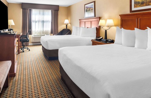 Okanagan-Similkameen Hotel | Best Western Plus Osoyoos Hotel & Suites