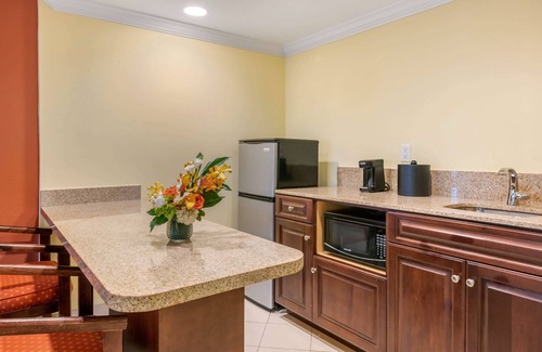 North Palm Beach Hotel | Best Western Plus Palm Beach Gardens Hotel & Ste & Conf Ctr