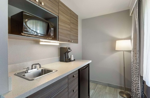 Sierra Vista Hotel | Best Western Plus Sun Canyon