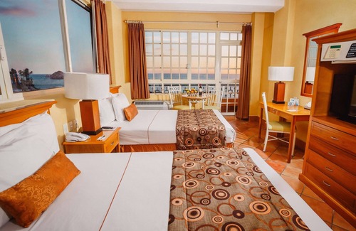 Downtown Mazatlan Hotel | Best Western Posada Freeman