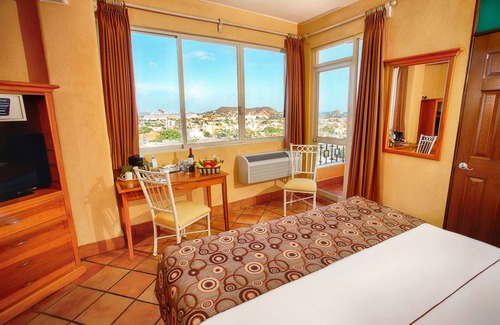 Downtown Mazatlan Hotel | Best Western Posada Freeman