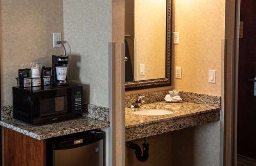Forest Grove Hotel | Best Western University Inn & Suites
