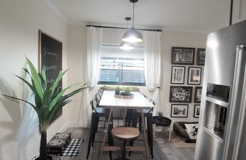 Winter Park House | Best Winter Park Home close to Rollins College, Advent Health & Park Avenue !