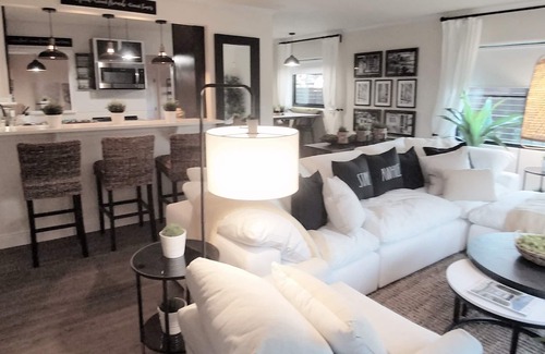 Winter Park House | Best Winter Park Home close to Rollins College, Advent Health & Park Avenue !