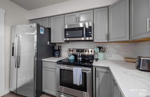 Bentonville House | Beth Ln Breakaway-Blocks from Walmart HQ