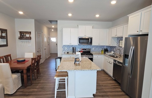 Millville House | Bethany entire town home in beach resort like community, community pool, families - DOG Friendly!