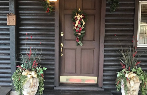 Bethlehem Cabin | Bethlehem’s Log Home! For Sale