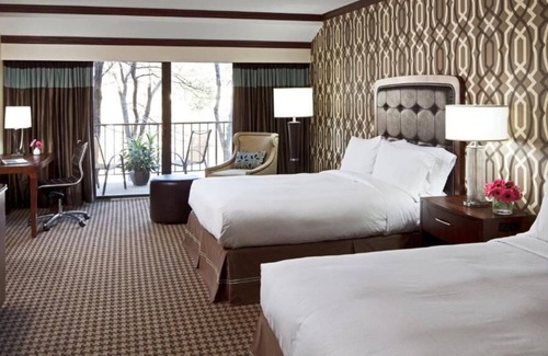 Alexandria West House | Better Choice for your Vacation! 2 Comfortable Units, Pool, Pet-friendly, Bar