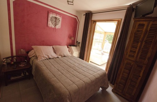 Greasque House | Between Aix and Cassis, charming guest rooms