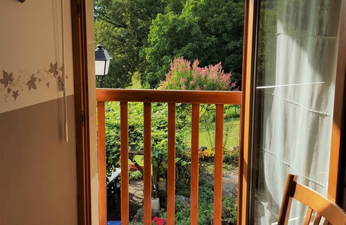 Neydens Cottage | Between Annecy and Geneva in a restored farmhouse, Neydens, Haute-Savoie