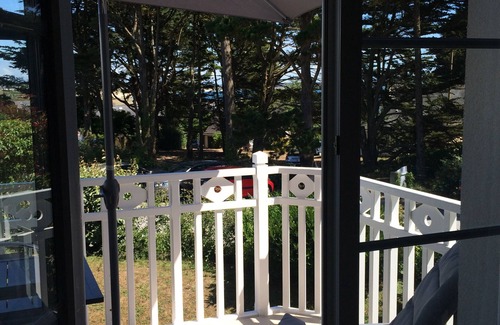 Arzon Apartment | Between BEACH and PORT CROUESTY Superb DUPLEX, 1 parental bedroom, bathroom, shower room, Terrace