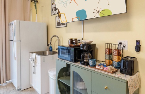 Whitemarsh Island Apartment | Between Downtown + Tybee - Cozy Vibes