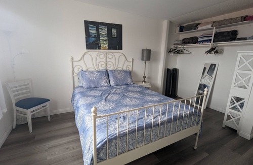 Central San Pedro Condo | Between Los Angeles & Disneyland (Ocean view) 1bed