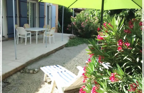 Eyguieres House | Between Luberon and Alpilles Confort House (6pers) with swimming pool