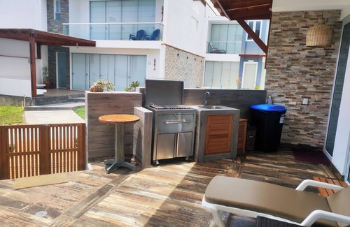 Asia Apartment | Between Mala and Asia Boulevard, Bujama Beach house in Moravia II!