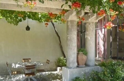 Montfavet Other | BETWEEN PONT D'AVIGNON AND LUBERON