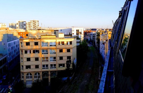Quartier du Pont-de-Flandre Apartment | Between the canal and the Parc de la Villette!