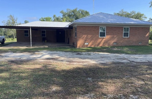 Donalsonville House | Between the city and Lake Seminole. Close to several boat landing