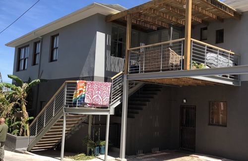Kalk Bay Apartment | Between The Mountain And The Sea