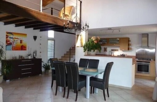 Giens Villa | Between the sea and the hill