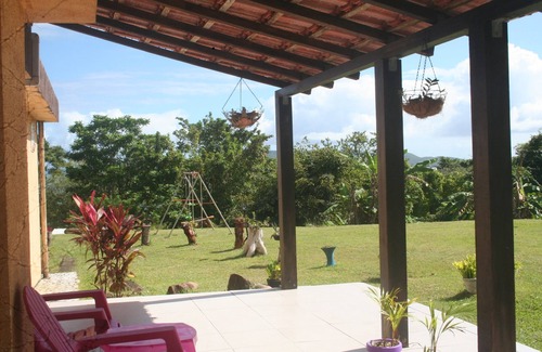 Tartane Apartment | between the sea and the Caribbean sun garden