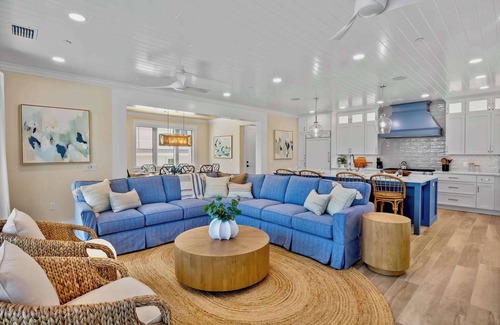 Siesta Key Village House | Between the Waves - Siesta Key Luxury Home