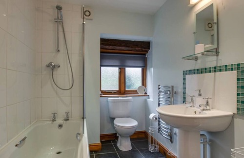 Machynlleth House | Beudy Clygo in Machynlleth