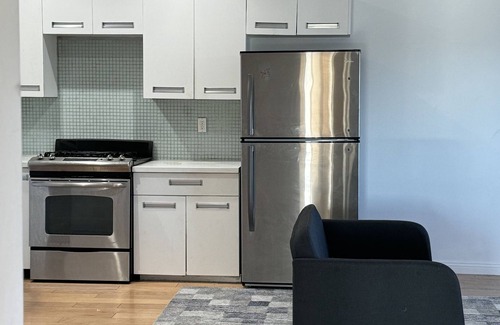 Pico - Robertson Condo | Beverly Hills Penthouse Near Rodeo Dr.