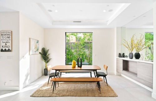 Beverly Grove House | Beverly Hills Playhouse: Games,Pool,Views