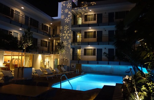 Beverly Grove Hotel | Beverly Laurel Hotel at West Hollywood