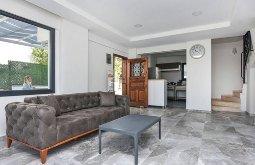 Ayvalik Hotel | Beyaz Konak Otel