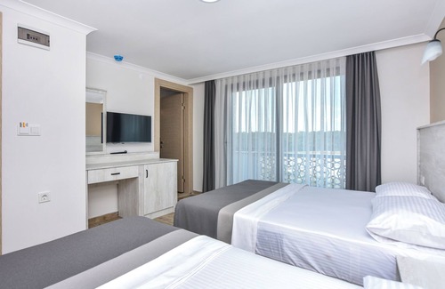 Ayvalik Hotel | Beyaz Konak Otel