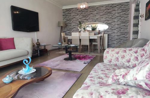 Esenyurt Apartment | Beylikdüzü merkez site içi daire