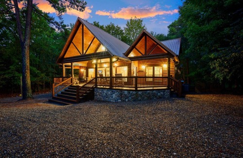 Broken Bow Cabin | Beyond Blessed · Tranquil Cabin: Spa, Fire-Pit Swings, & Pool Table