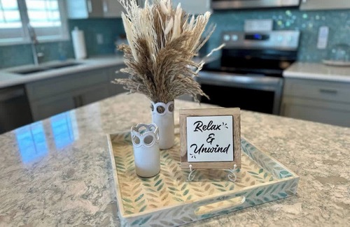Fort Myers Beach House | Beyond The Sea · Newer House · Walk to Beach-Town