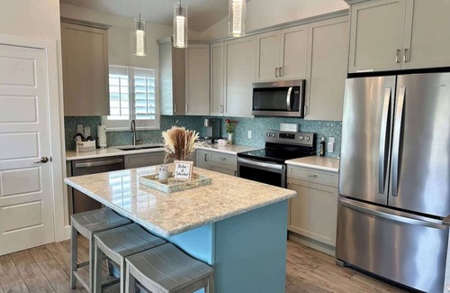 Fort Myers Beach House | Beyond The Sea · Newer House · Walk to Beach-Town