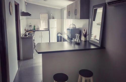 Kai !Garib House | Bezalel Estate Country House