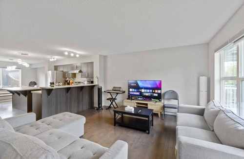 Southwest Edmonton House | Bhaskar Allard House