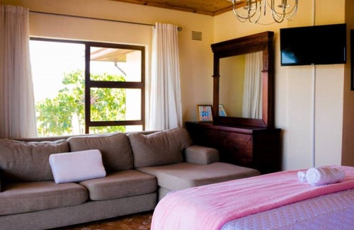 Bulawayo Bed & Breakfast | Bhimi Getaway Guest House