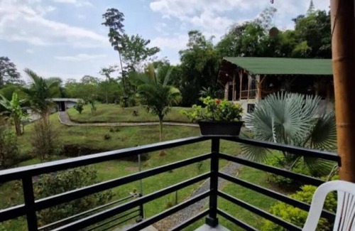 Filandia Cabin | Bhutan Filandia - Studio with Balconynn