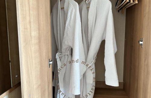 Tattershall Resort | Bianca and marks 8 berth Caravan with Hot tub