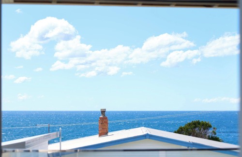 Bicheno Apartment | Bicheno Ocean Views Apt 2 - Freycinet Holiday Houses