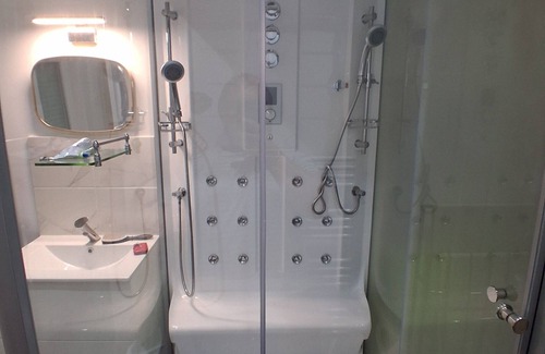 Aulnoye-Aymeries Apartment | bienvenu chez elena