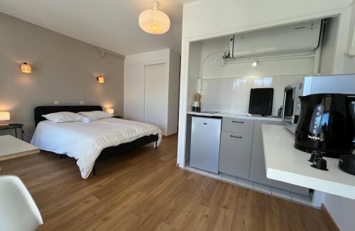 Cazaubon Apartment | Bienvenue à L'Oustalet Studio 1