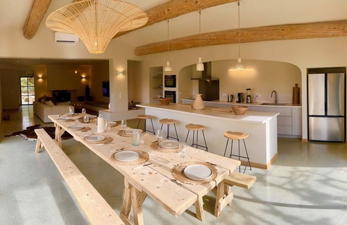 Buis-les-Baronnies Villa | Bienvenue a la Villa Tamaris, Pour un Séjour Inoubliable en Drome Provençale
