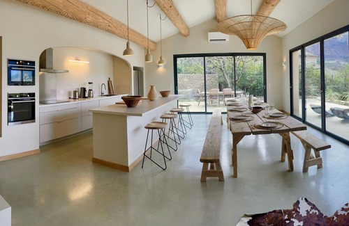 Buis-les-Baronnies Villa | Bienvenue a la Villa Tamaris, Pour un Séjour Inoubliable en Drome Provençale