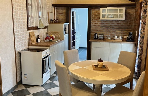 Chauny Cottage | Bienvenue au Gîte du Brouage ! Logement Entier au Cœur de Chauny - 1h20 de Paris
