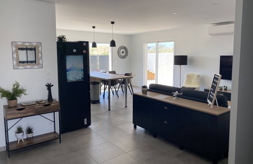 Capestang House | Bienvenue Dans la Maison Olala à Capestang