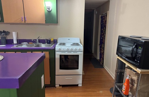 Atchafalaya Cottage | Bienvenue! Enchanting family-friendly cottage with AC in Breaux Bridge