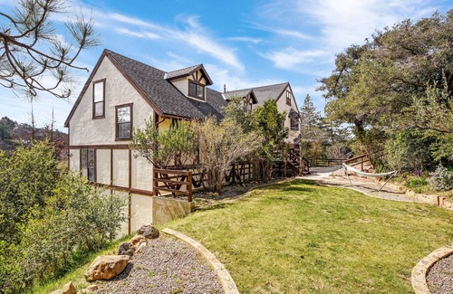 Julian House | Big 5bd Julian Country Home! 5min to downtown Julian, wineries, hiking.